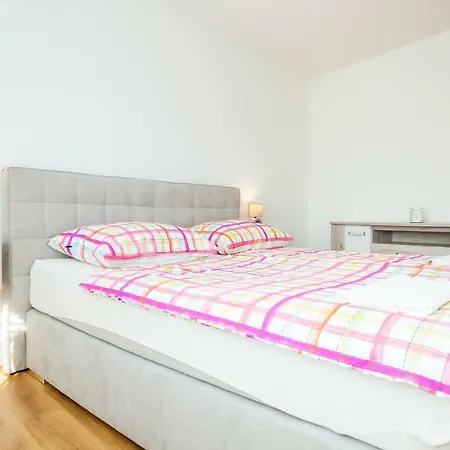 Ivica Apartment